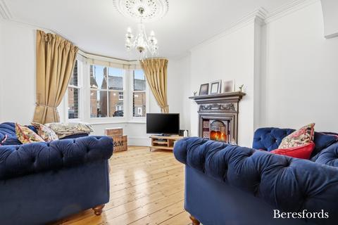 3 bedroom semi-detached house for sale, Woodfield Road, Braintree, CM7