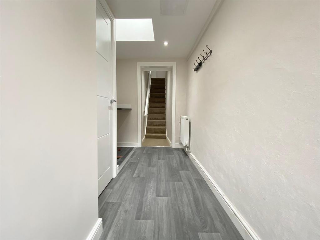 Hallway.jpg