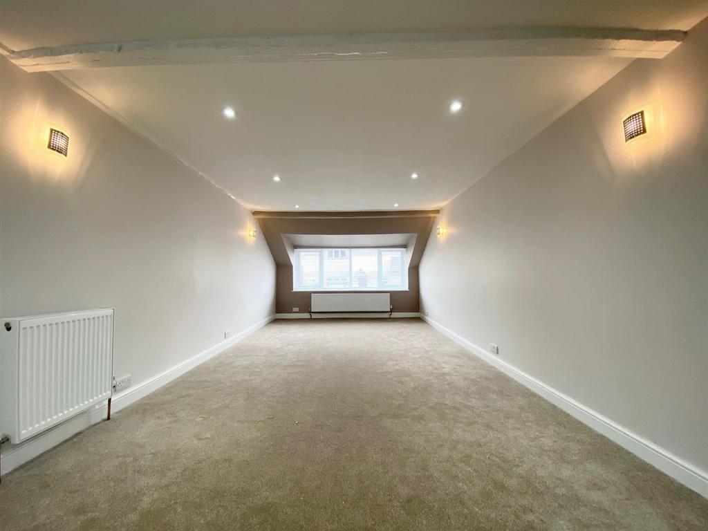 Living Space 2.jpg