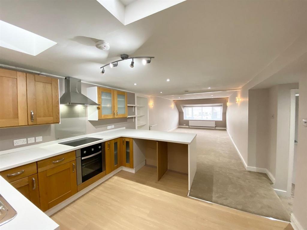 Kitchen 4.jpg