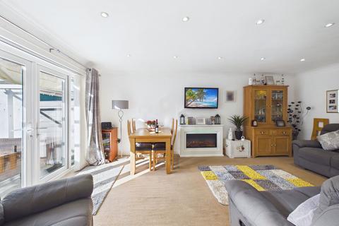 2 bedroom detached bungalow for sale, Lidford Tor Avenue, Paignton