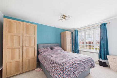 3 bedroom apartment for sale, Bishopbourne Court, Preston Grange
