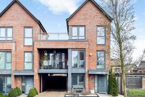 3 bedroom end of terrace house for sale, Atlas Way, Oakgrove, Milton Keynes, MK10