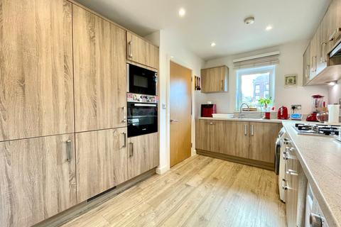 3 bedroom end of terrace house for sale, Atlas Way, Oakgrove, Milton Keynes, MK10