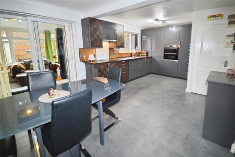 4 bedroom detached house for sale, Westacre Drive, Swadlincote DE11