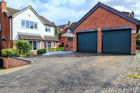 4 bedroom detached house for sale, Westacre Drive, Swadlincote DE11