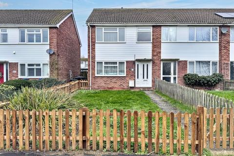 3 bedroom semi-detached house for sale, Windmill Walk, Suttton
