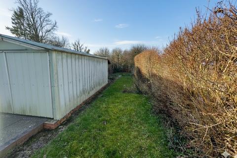 undefined, Runfold Avenue, Luton, Bedfordshire, LU3 2EL