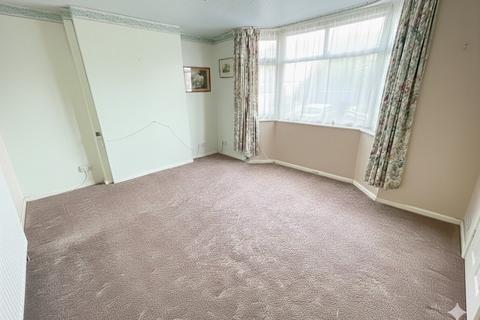 undefined, Runfold Avenue, Luton, Bedfordshire, LU3 2EL