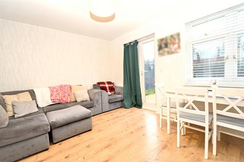 3 bedroom terraced house for sale, Sandhurst Mews, Eastbourne