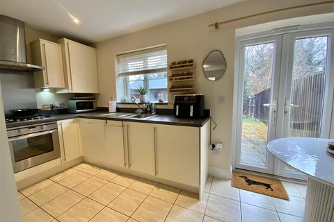 undefined, Pearmain Close, Newport Pagnell