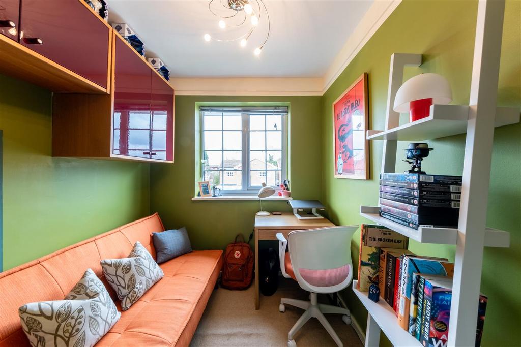 32 Bollington Avenue-026.jpg