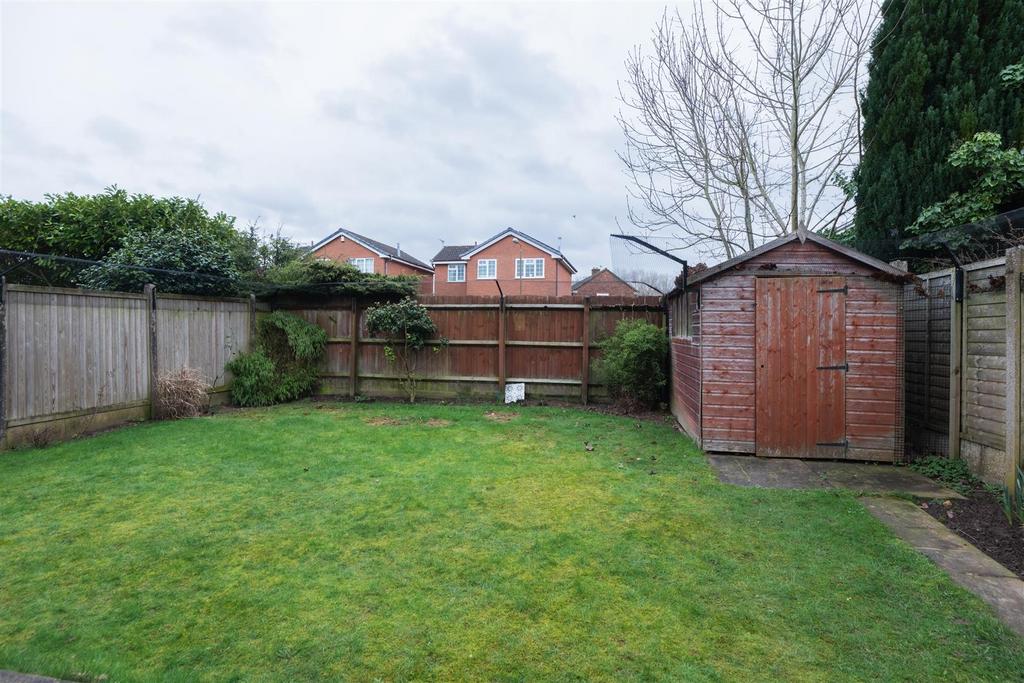 32 Bollington Avenue-031.jpg