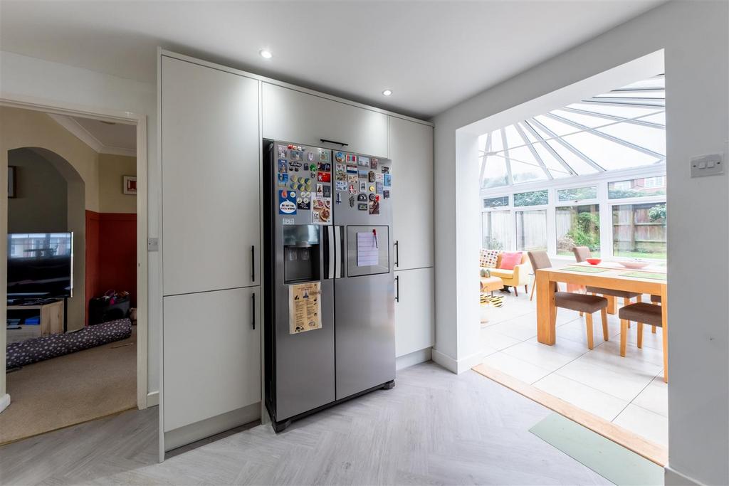 32 Bollington Avenue-006.jpg