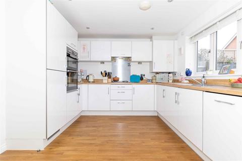 4 bedroom house for sale, Snapdragon Lane, Worthing