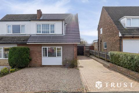3 bedroom semi-detached house for sale, West Royd Avenue, Mirfield, WF14