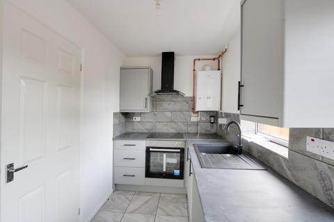 2 bedroom terraced house to rent, Clacton-on-Sea CO16