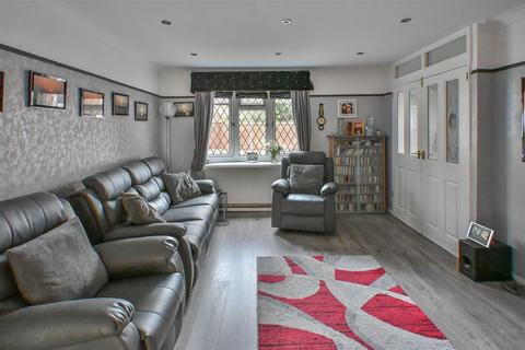 3 bedroom house for sale, Spalt Close, Hutton, Brentwood