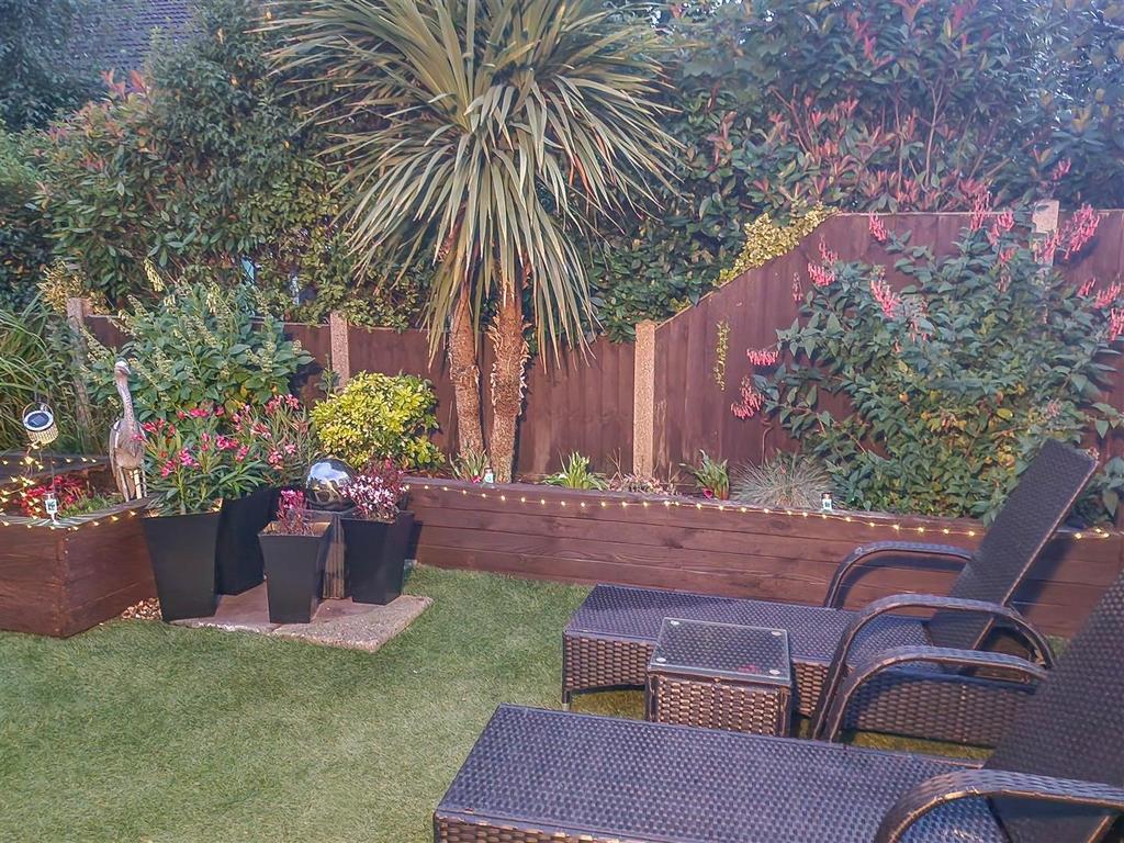 Garden3.jpg