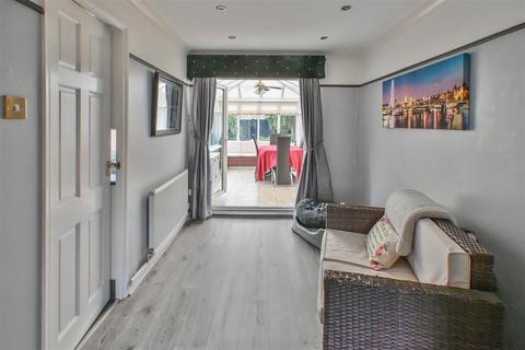 3 bedroom house for sale, Spalt Close, Hutton, Brentwood