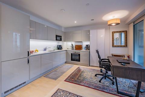 1 bedroom flat for sale, Heygate Street, London SE17