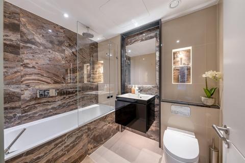 2 bedroom apartment for sale, Westmark Tower, West End Gate, London