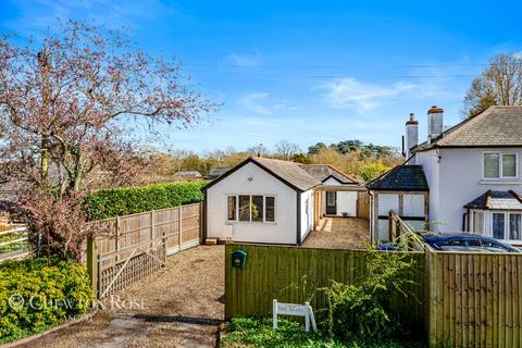 2 bedroom bungalow for sale, Locks Ride, ASCOT