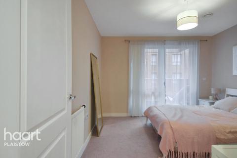 1 bedroom apartment for sale, George Peabody Street, London
