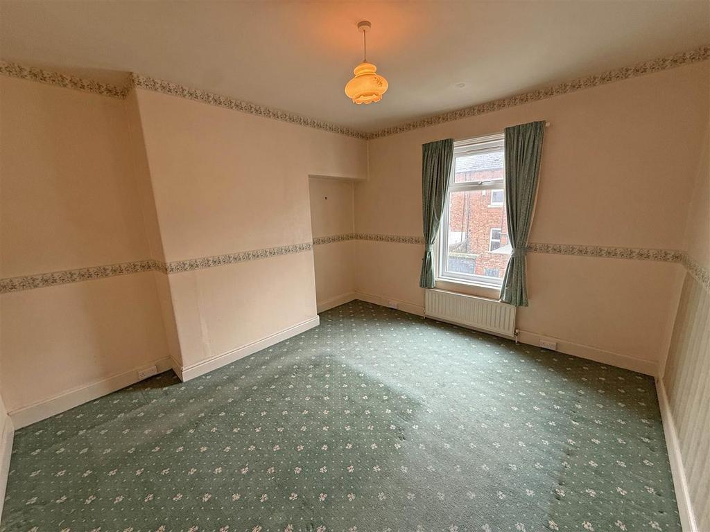 Bedroom 2.jpg