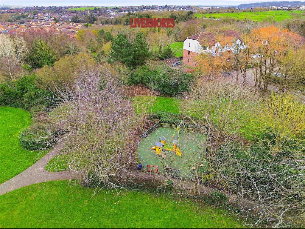 Drone-8dp.jpg