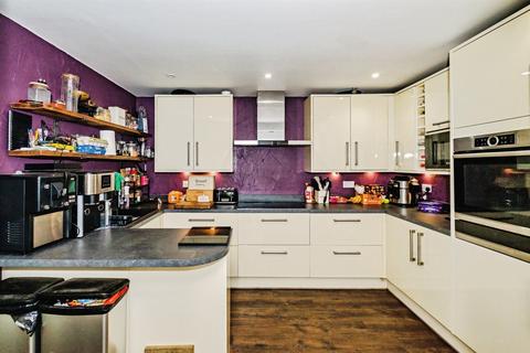 4 bedroom detached bungalow for sale, Sunningdale Road, Worthing