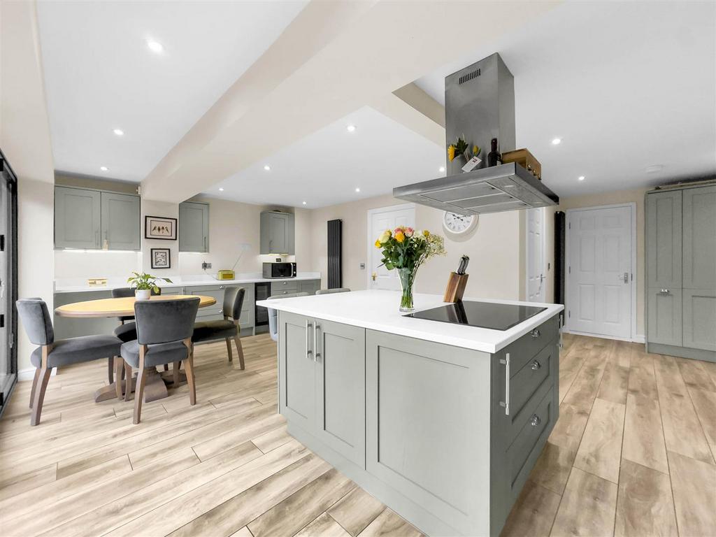 Open Plan Living Dining Kitchen Aspect 4