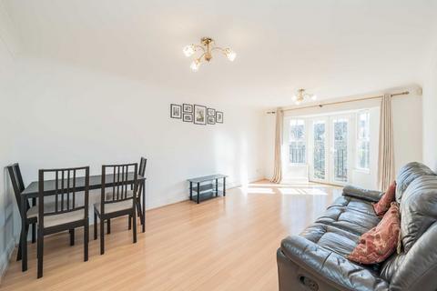 undefined, Draper Close, Isleworth TW7