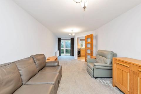 undefined, Goodes Court, Royston SG8