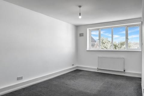 2 bedroom flat to rent, Knighton Park Road, London, SE26