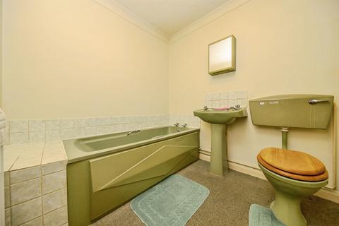 3 bedroom terraced house for sale, Kingston Road, Ipswich