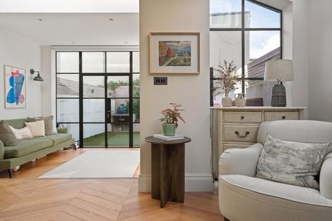 3 bedroom terraced house for sale, Peploe Road, NW6