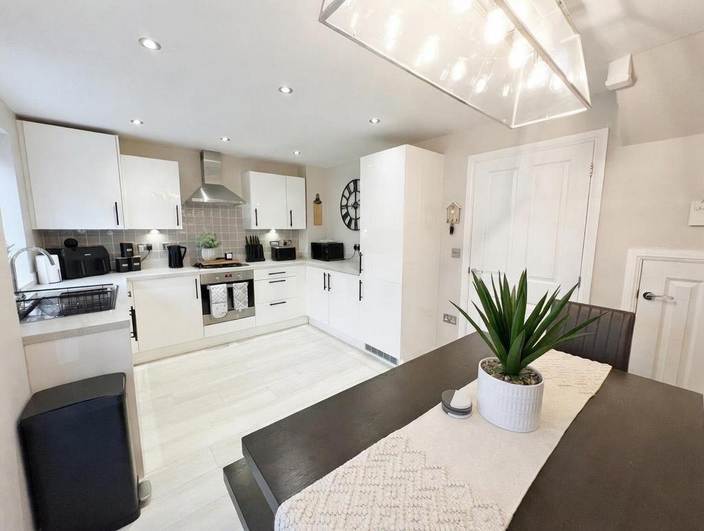 Kitchen / Diner
