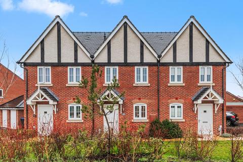 2 bedroom terraced house for sale, Pearmain Close, Stratford-Upon-Avon CV37