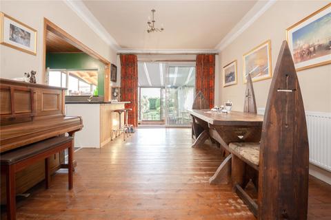 3 bedroom semi-detached house for sale, Staines Road, Twickenham