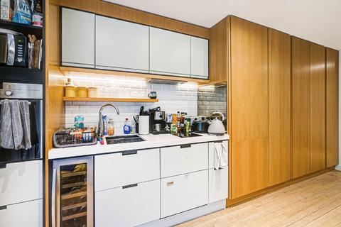 undefined, Cobblestone Square, London E1W