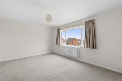 2 bedroom retirement property to rent, Bell Street, Princes Risborough HP27