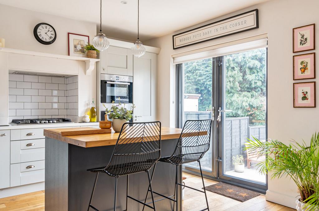 Breakfast Bar