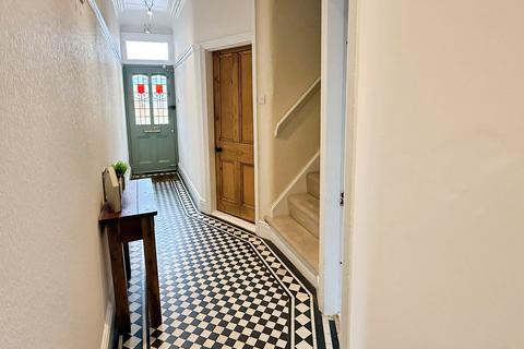 4 bedroom terraced house for sale, Aylestone Road, Aylestone, Leicester, LE2