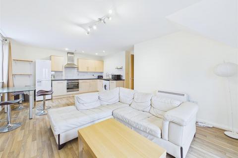 2 bedroom penthouse for sale, Weston View, Sheffield