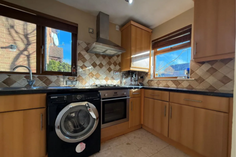 2 bedroom terraced house for sale, Springfield Road, Luton