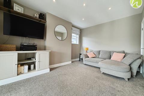 3 bedroom semi-detached bungalow for sale, Giffords Cross Road, Corringham, SS17
