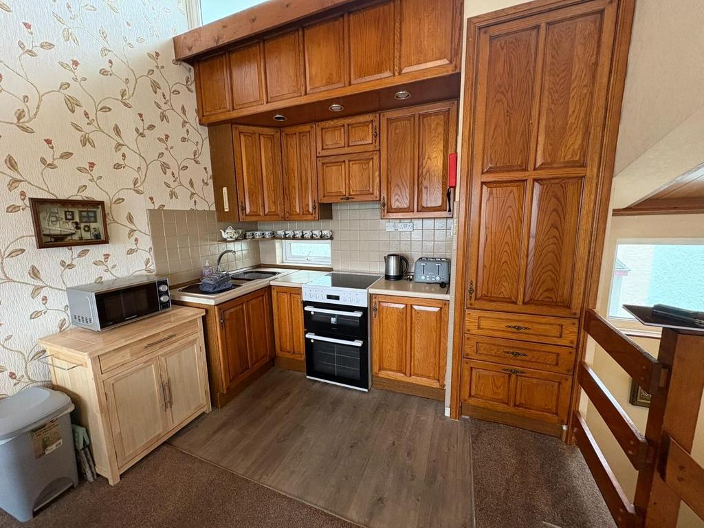 Kitchen.JPEG