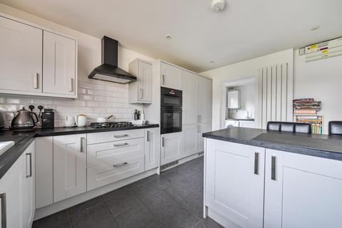 4 bedroom detached house for sale, Caernarvon Gardens, Valley Park, Chandler's Ford