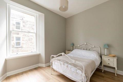 1 bedroom flat to rent, Lyne Street, Edinburgh,